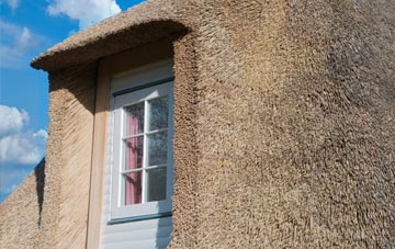 Traquair thatch roof disadvantages